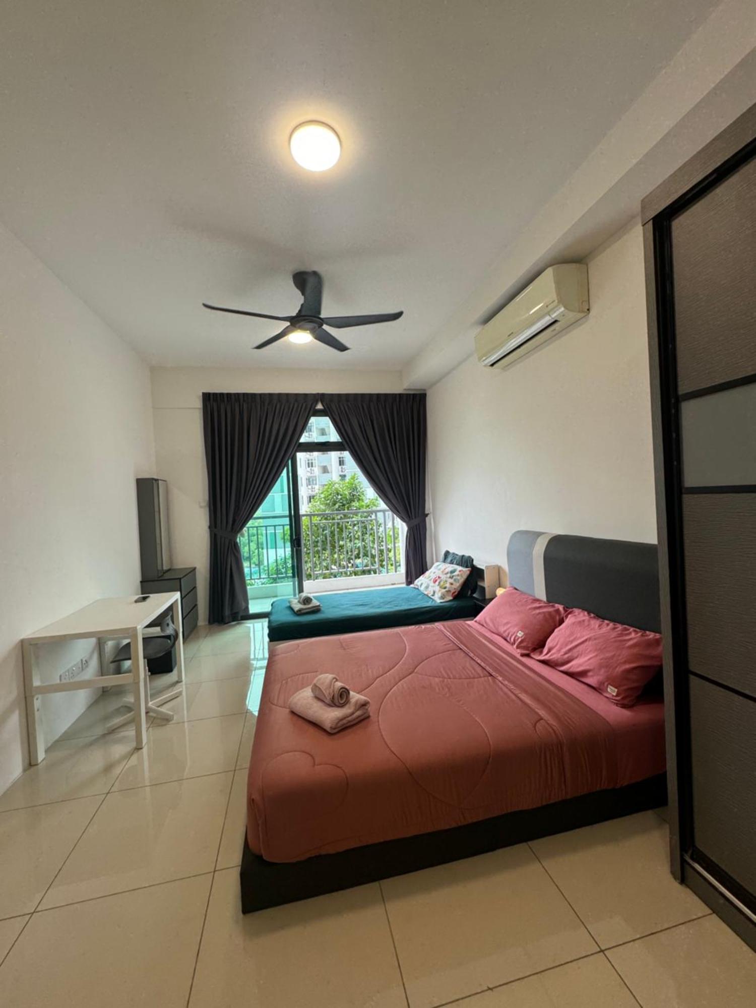 Homenest Jb City Poolview Suite By Cozy Home Johor Bahru Luaran gambar